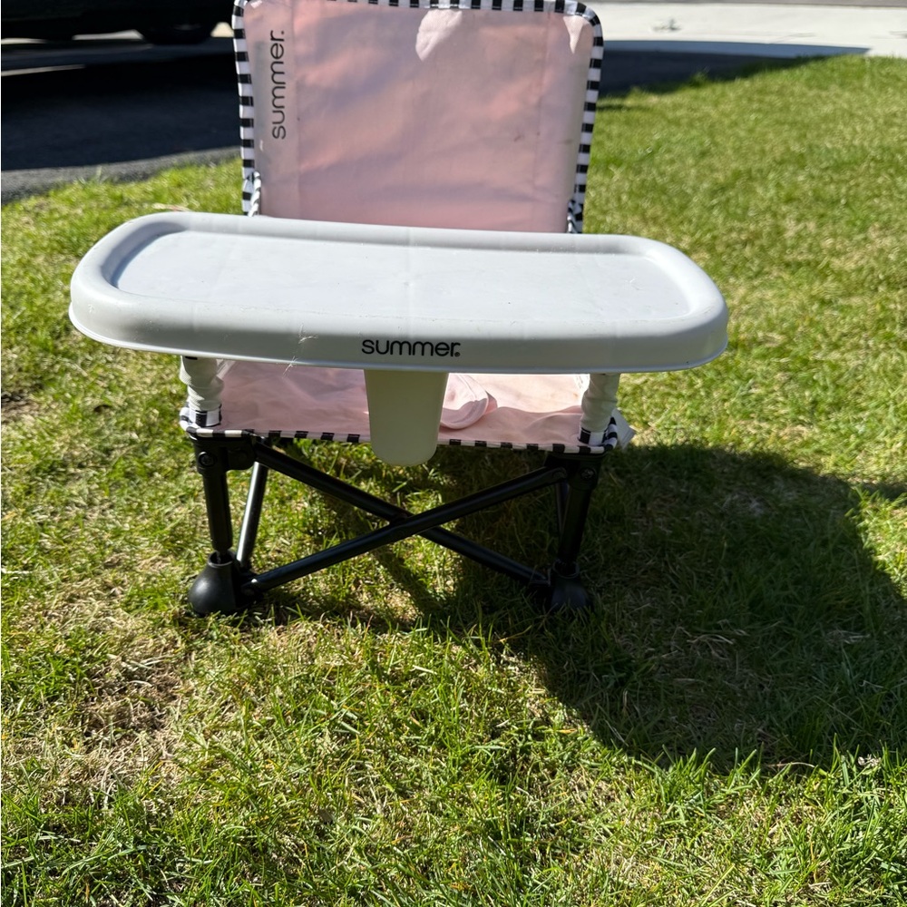 Summer Baby Pink and White Portable Booster Seat